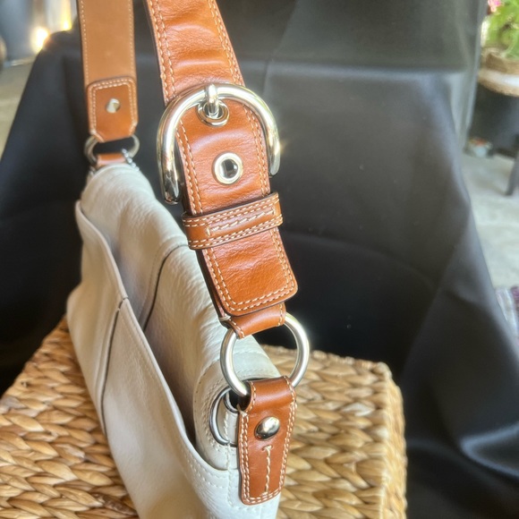 Coach women purse - Picture 6 of 12